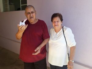 Read more about the article Voluntária Carolina Brunn trabalha Arte de dobraduras em papeis com os moradores do Lar dos Velhinhos