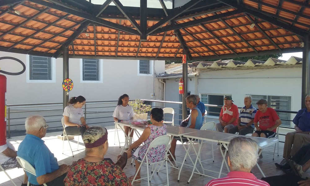 Leia mais sobre o artigo TERAPIA OCUPACIONAL com os moradores do Lar dos Velhinhos de Capivari