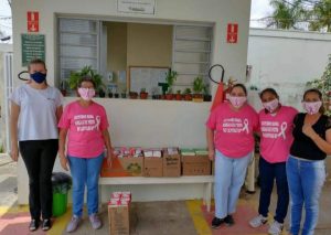 Read more about the article AMIGAS DE PEITO de Capivari-SP, fazem doação de leites