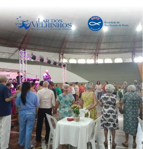 Leia mais sobre o artigo Moradores do Lar dos Velhinhos SVP de Capivari participam do Baile Da Melhor Idade